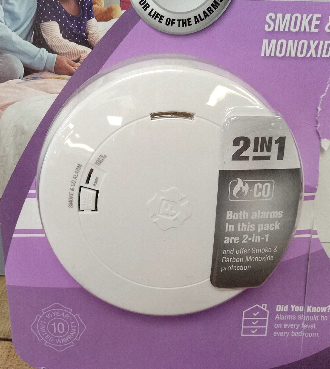 ONE UNIT - First Alert 2-in-1 Smoke and Carbon Monoxide Alarm Model PC1210