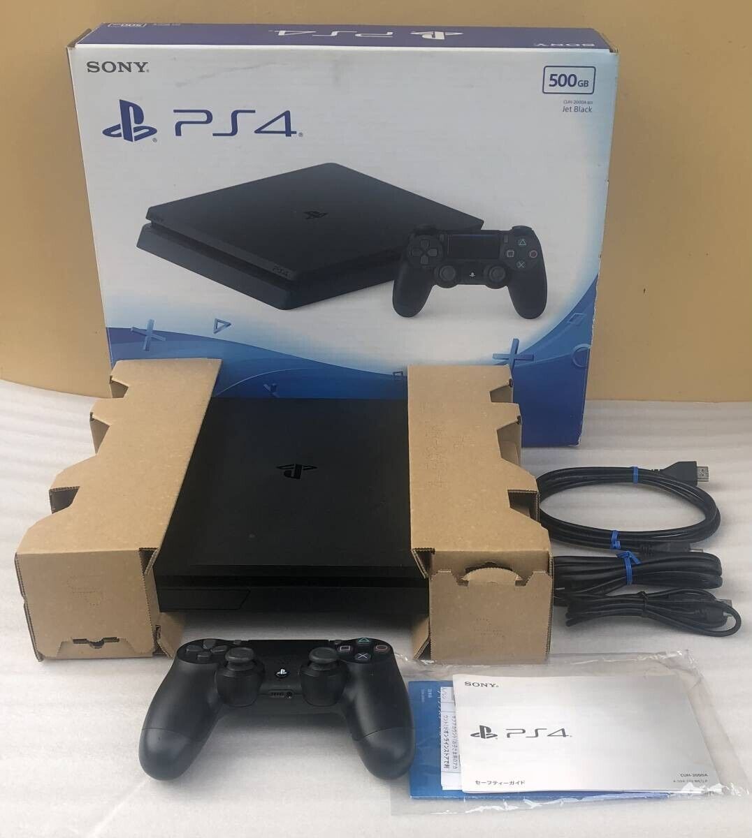 PS4 PlayStation 4 CUH-2000 AB01 Jet Black 500GB Sony Japan