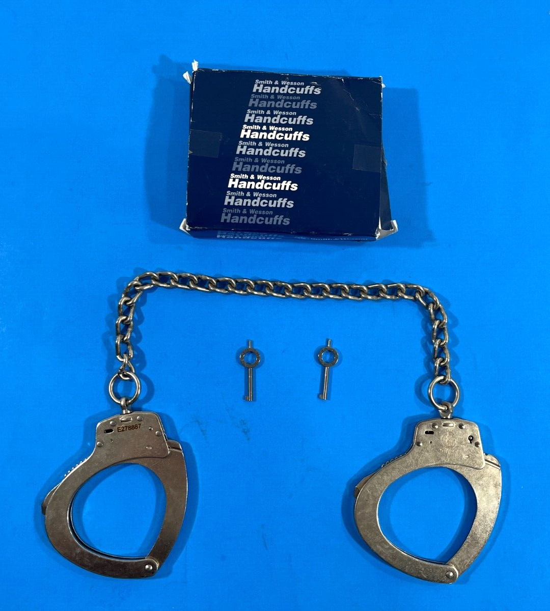 トイガン Smith & Wesson handcuffs Smith & Wesson Model 104 Maximum Security Handcuffs