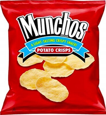 Munchos Light Tasting Crispy Potato Chips Frito Lay Just ( 1 ) Bag at 4.25 oz.