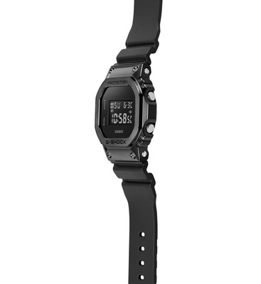 Pre-owned Casio G-shock Digital 5600series Quartz Men's Watch Gm-5600ub-1 In Black