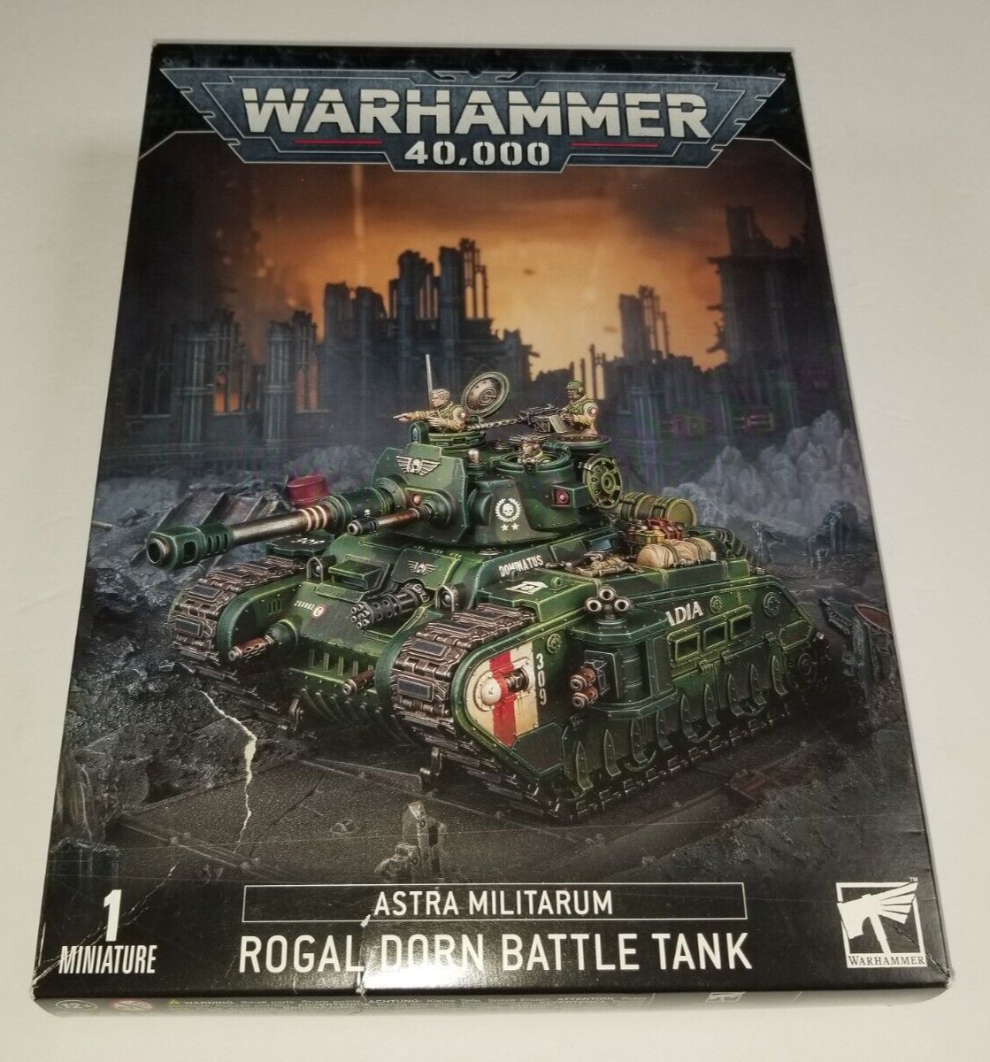 Warhammer 40K Astra Militarum Rogal Dorn Battle Tank Brand New! 47-31