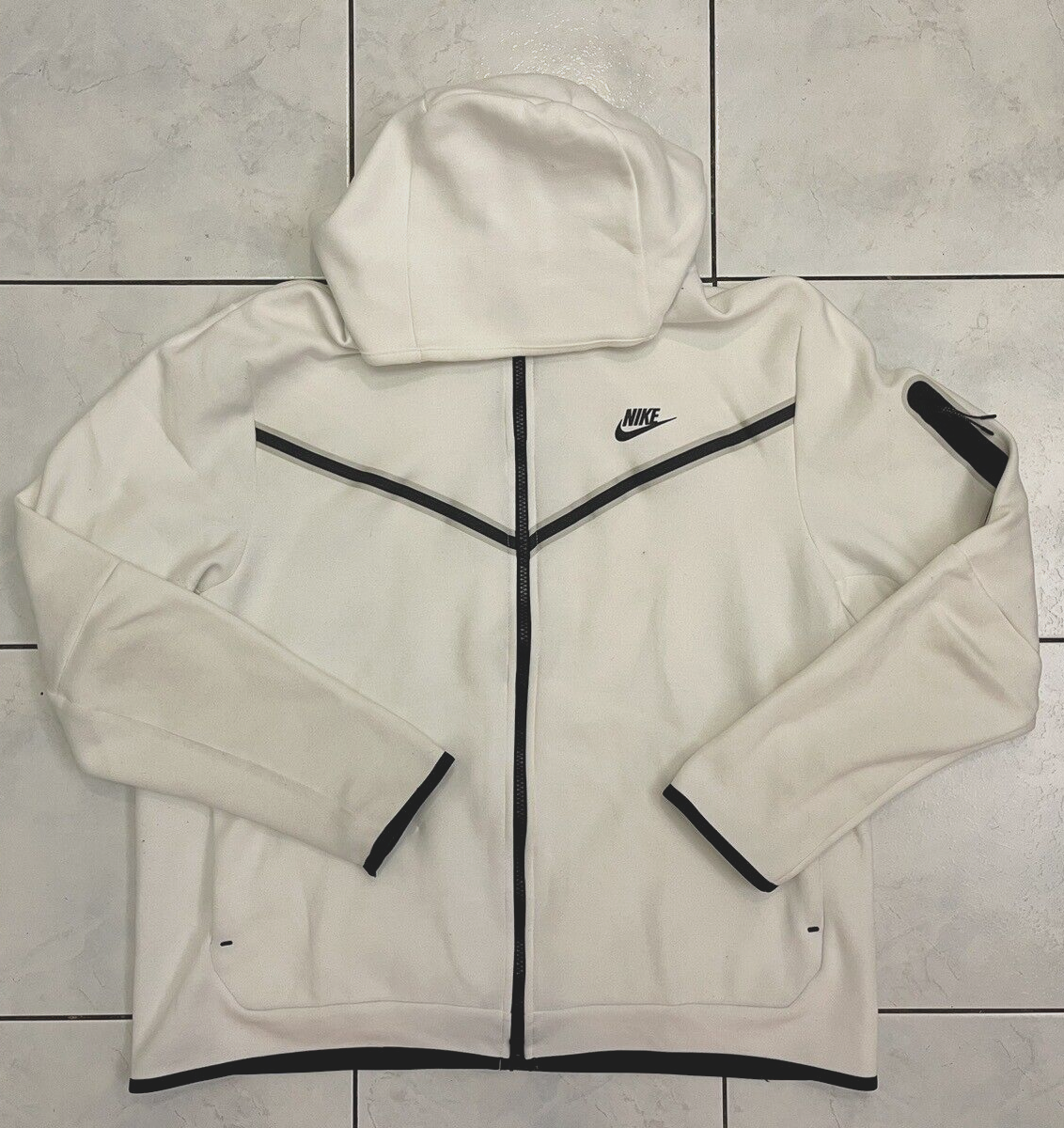 O63301 MENS ZIP HOODIE – Neutral