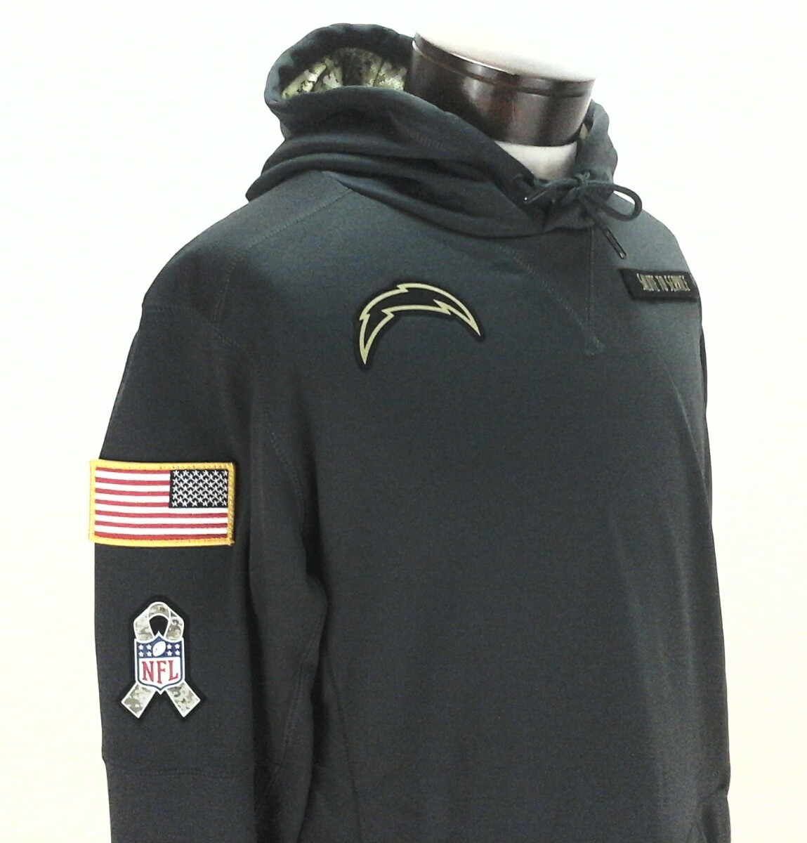 nike therma salute to service