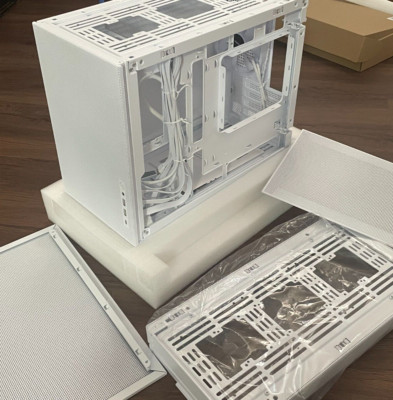 White Mid Tower Gaming Computer Case, 1X Fan Pre-Installed SIZE: 12x8x16  #01 W