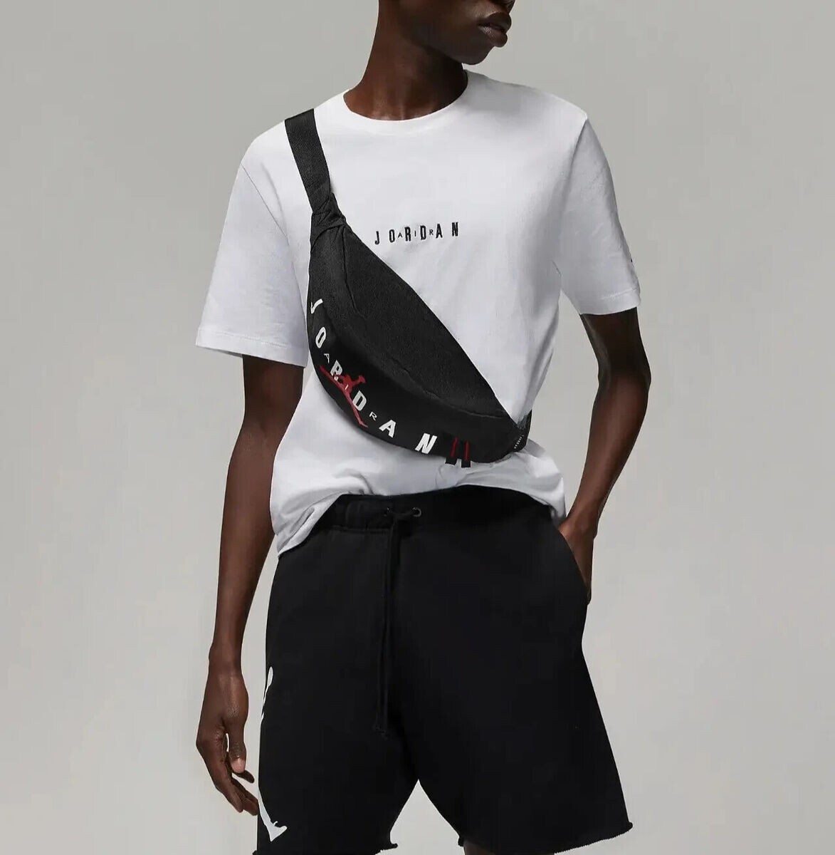【NIKE】国内発送 AIR JORDAN Fanny Bag ウエストバッグ unisex NIKE】国内発送 AIR JORDAN Fanny Bag ウエストポーチ (Nike