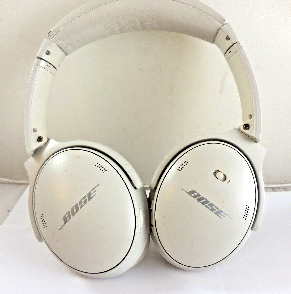 Bose Quietcomfort QC45 Bluetooth Noise Cancelling Headphones- White Smoke Bose Quietcomfort QC45 Bluetooth Noise Cancelling Headphones- White Smoke