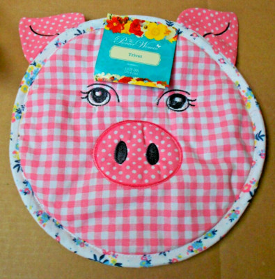 PIONEER WOMAN Pink Gingham PIG TRIVET 10'' New with Tag