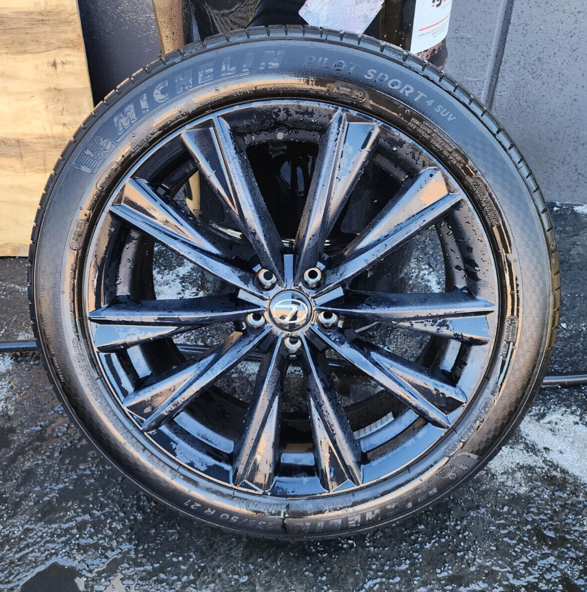 LEXUS OEM 21x8 +40 RX350 RX450h F-Sport Handling Edition SUV wheel 21