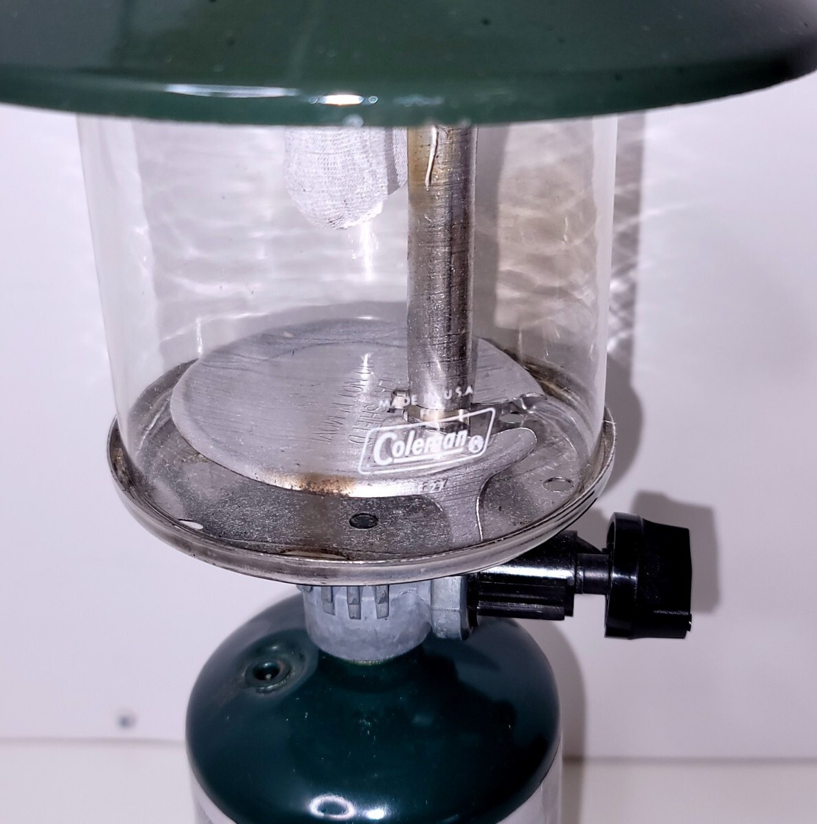 Coleman Double Mantle Propane Lantern Pressure Regulated Camping in Box 5152C700