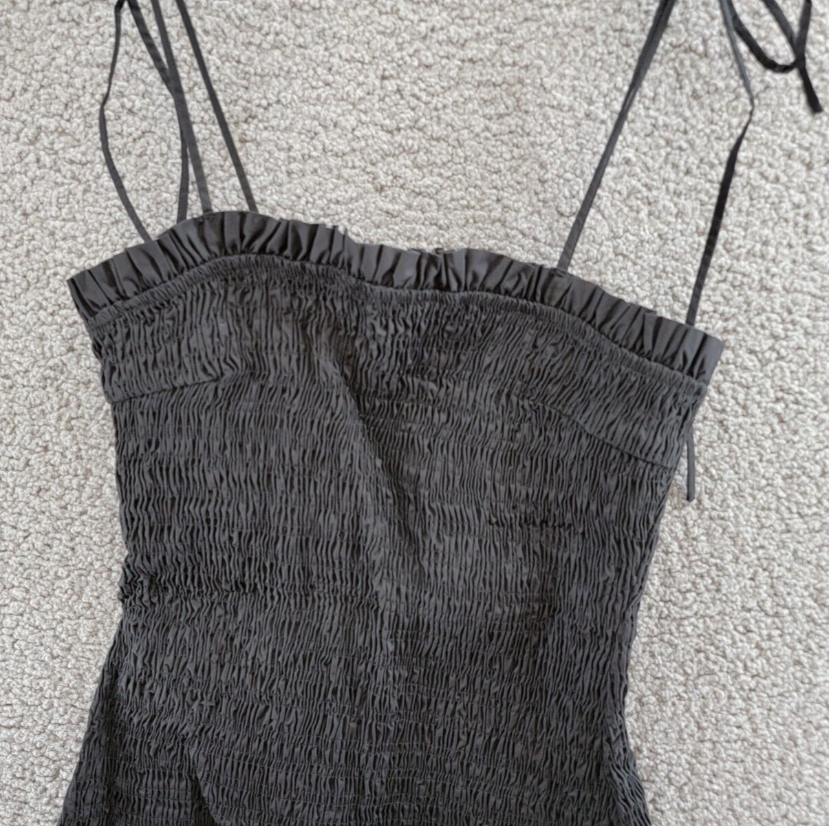 En Saison Smocked Bubble Hem Mini Dress Womens L Black Self-Tie Back Zip Closure - Picture 3 of 15