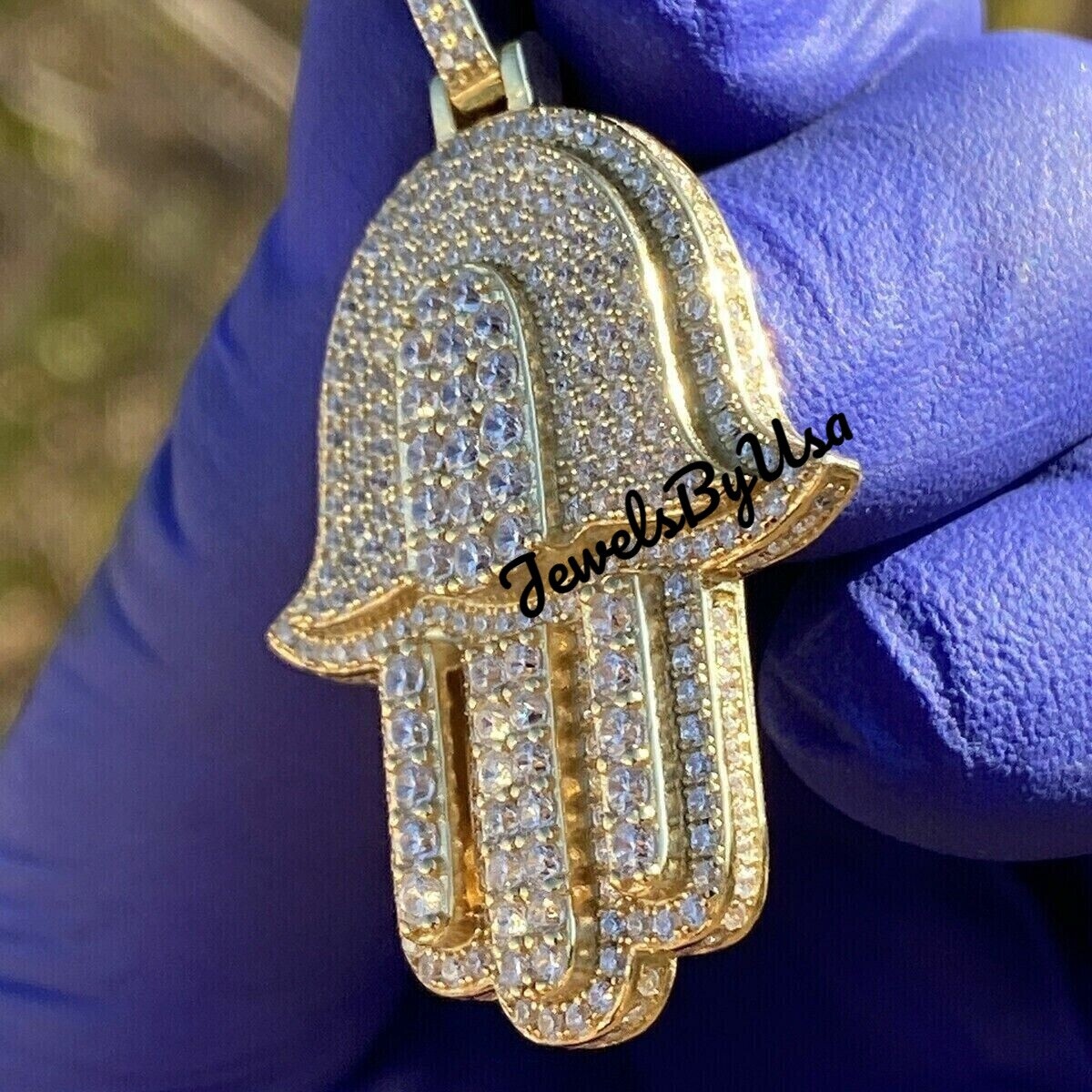 Pre-owned Nsg 3ct Men's D/vvs Moissanite 3d Hamsa Hand Charm Pendant Yellow Gold Plated Silver