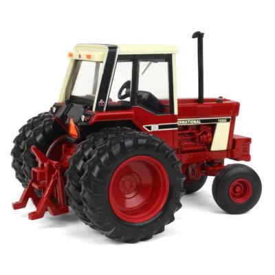 ERTL 1/32 International Harvester 1086 Wide Front Tractor with Rear Duals 44316
