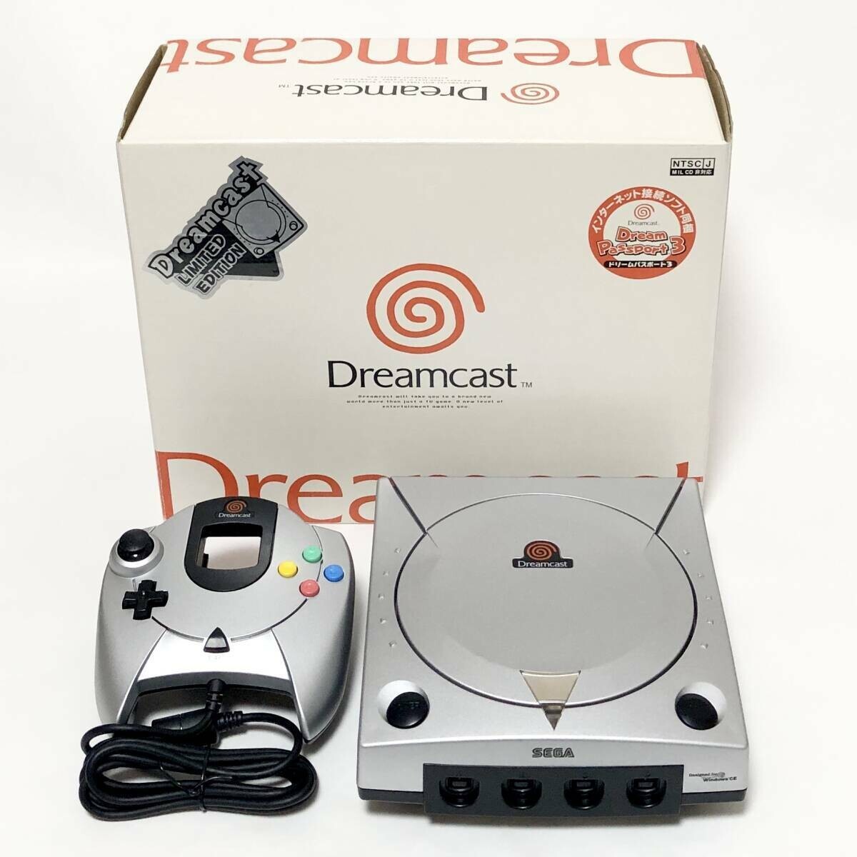 Dreamcast本体…＆付属品 Dreamcast Metallic Silver Console Limited Tested system FREE