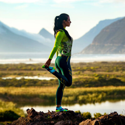 Balega Blister Resist Crew Running Socks - Gray/Black