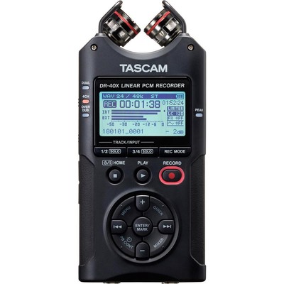 Четырехдорожечный цифровой аудиорекордер Tascam DR-40X и аудиоинтерфейс USB