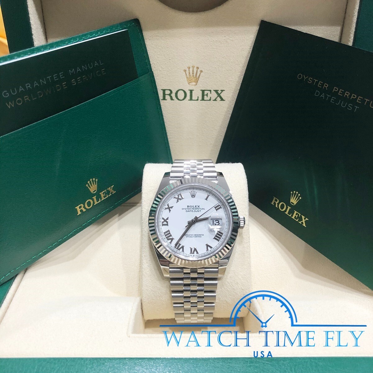 Pre-owned Rolex Datejust 41mm 126334 Fluted Bezel White Roman Dial Jubilee Bracelet