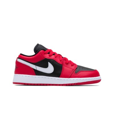 

Джордан 1 Low Very Berry Big Kids Black/White-Very Berry (553560 061)