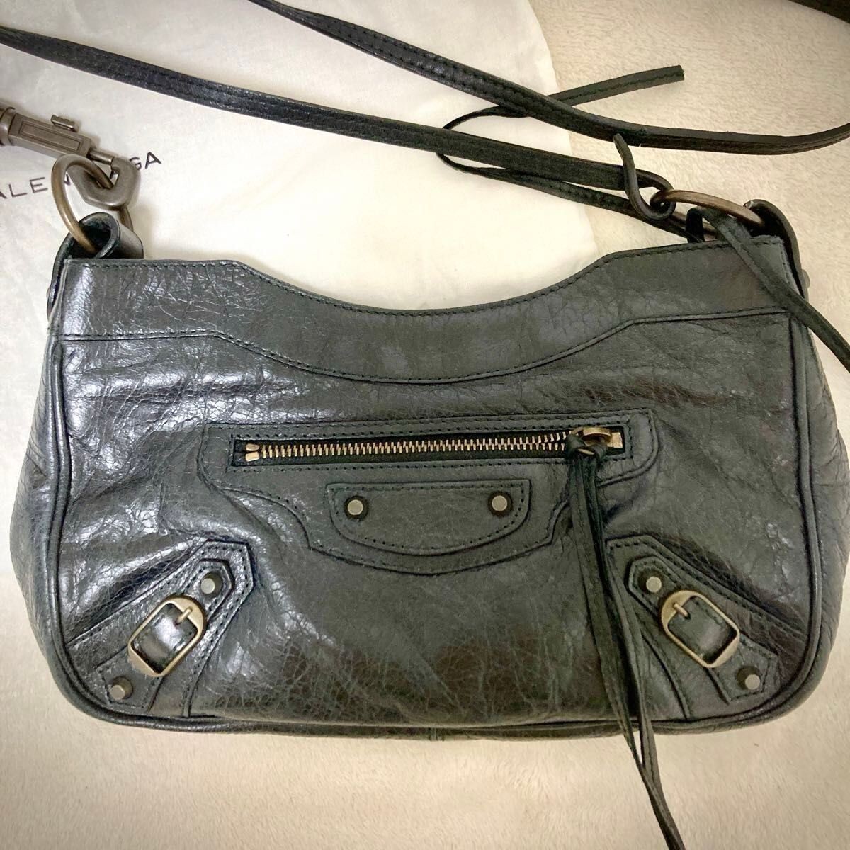 ショルダーバッグ・ポシェット Balenciaga Shoulder Bags BALENCIAGA｜SHOULDER BAGS (751523 23EBM 1000) (BALENCIAGA