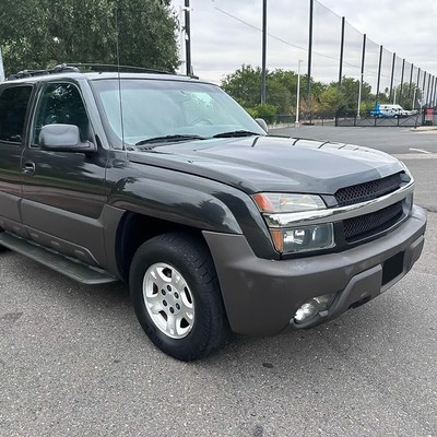 For 03-07 Avalanche/Silverado 1500 2500 Left & Right Headlight Mount Brackets