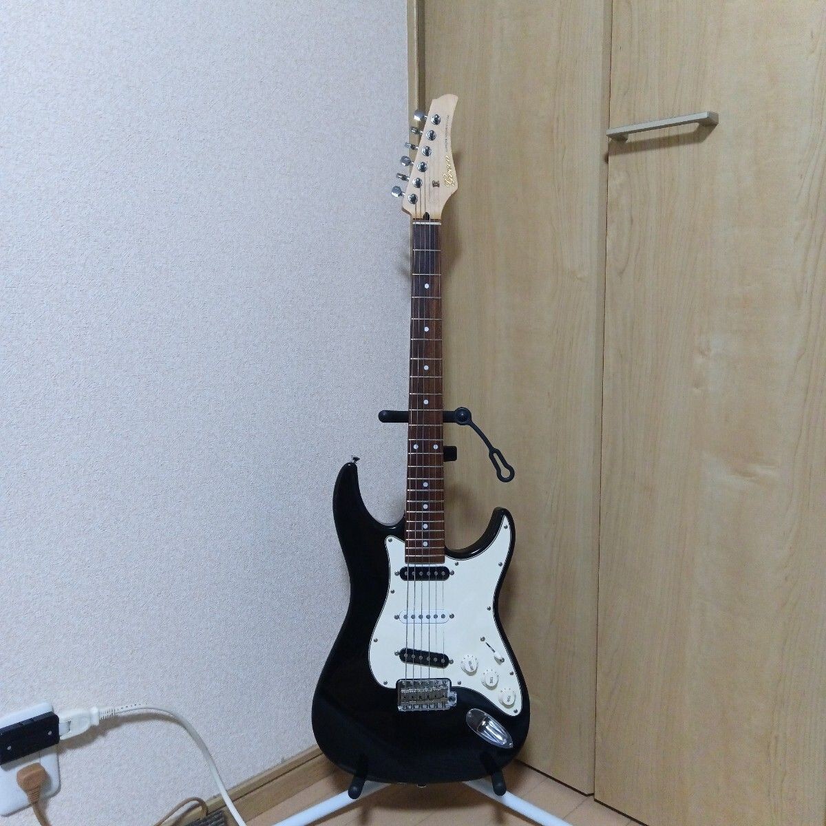 B*.様 ブラック エレキギター GRECO GUITAR DEVICE B*.様