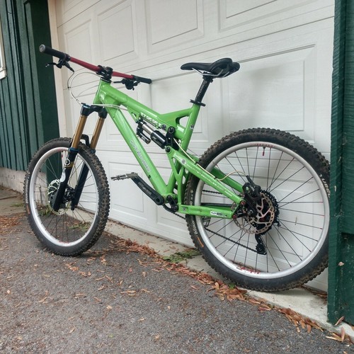 2007 Intense Uzzi VPX, Slacker Dropouts, Fox 36, CCDBair, Custom Build