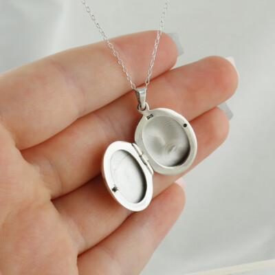 Plain Oval Locket Necklace - 925 Sterling Silver Engravable Two Sided Photo NEW