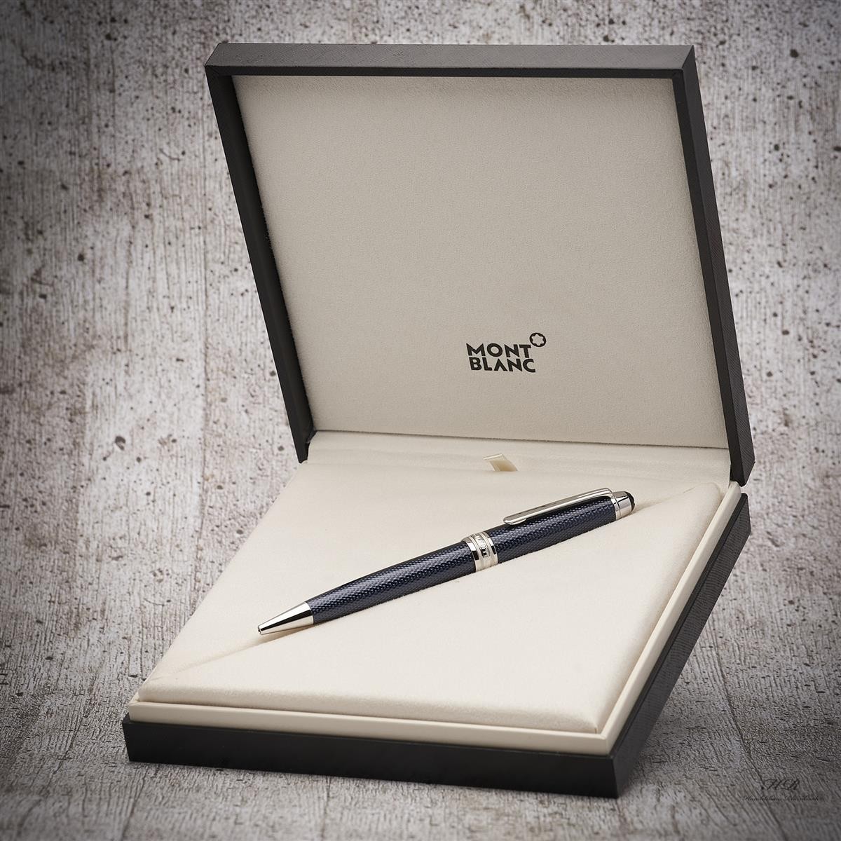 Montblanc Meisterstück Blue Hour Solitaire Midsize Ballpoint