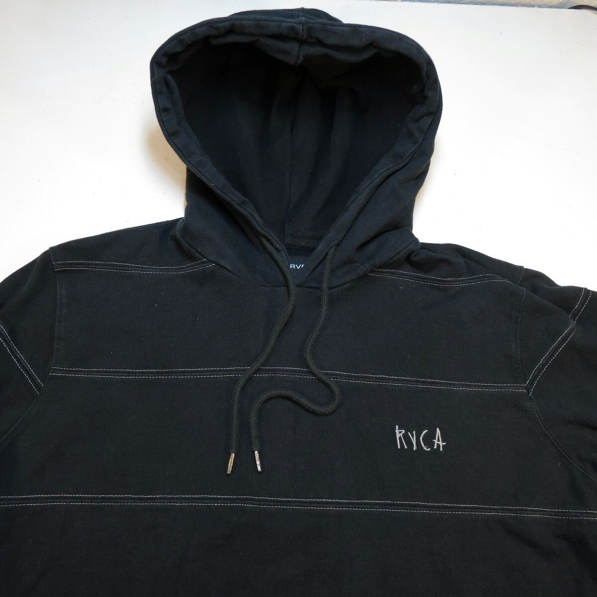 RVCA REGULAR FIT PULLOVER HOODIE HOODED 
