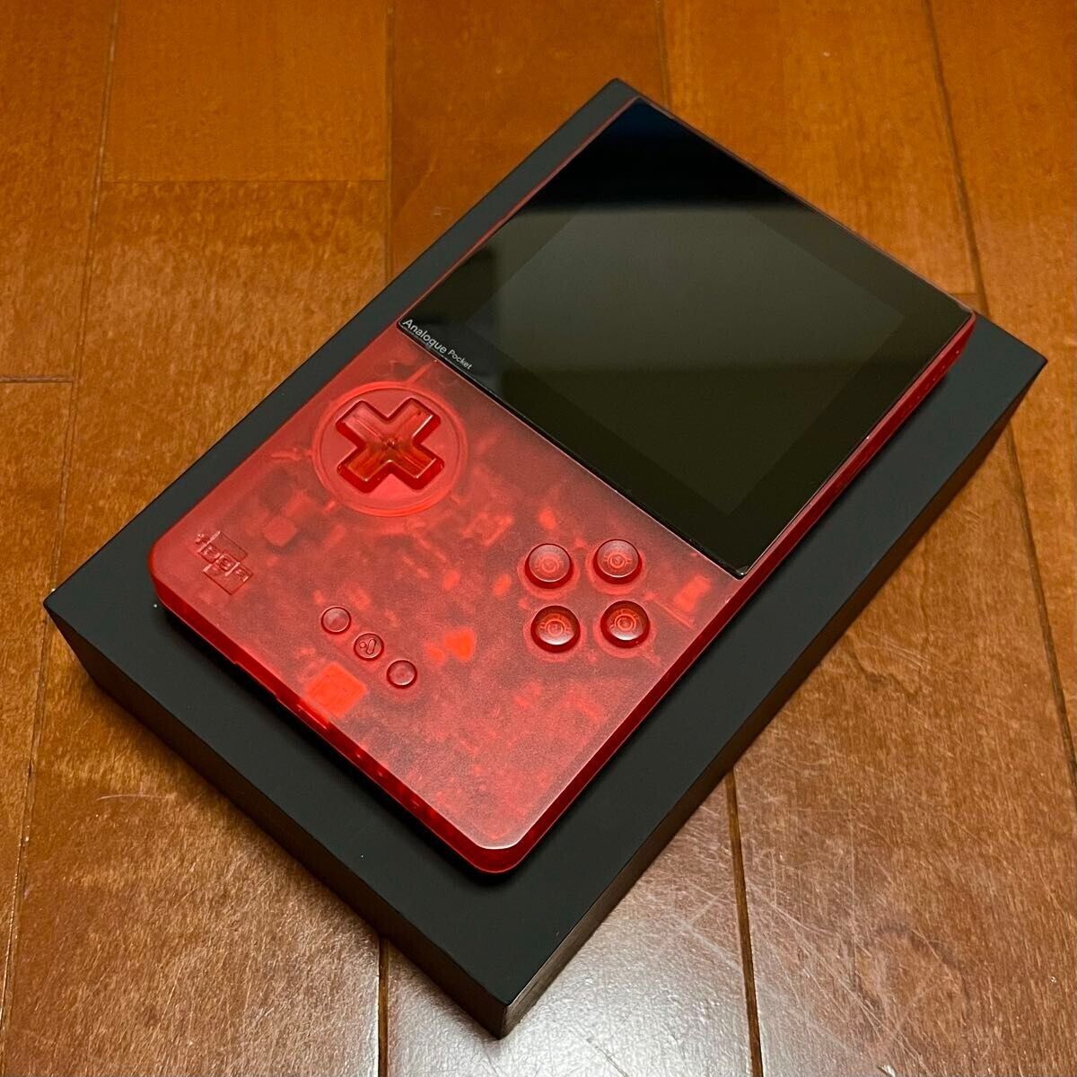 Analogue Pocket Transparent Red Limited Edition Fully Analogue Pocket Transparent Red Limited Edition Fully