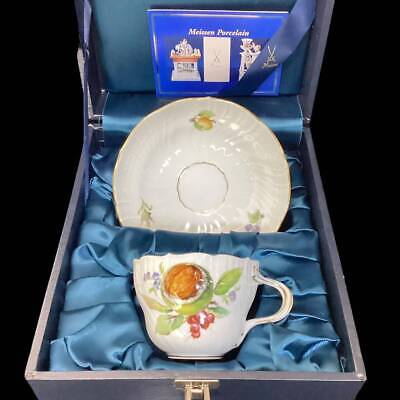 Meissen Cup Saucer Set Fruit Pattern w/Special Box Mint Condition Japan