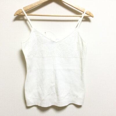 Auth CHANEL - P23509 Cream Women's Spaghetti Strap Tops
