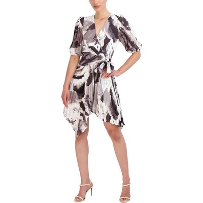 

BCBGMAXAZRIA Женское плиссированное коктейльное и праздничное платье с запахом BHFO 0973, Black/white