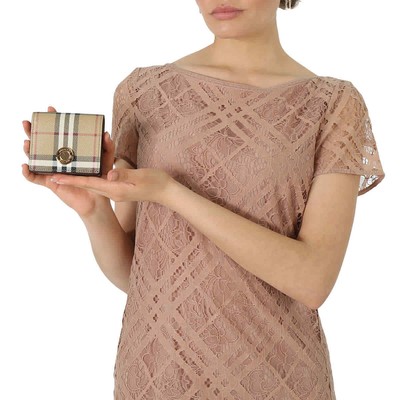 Pre-owned Burberry Ladies Archive Beige Check Folding Wallet 8070417