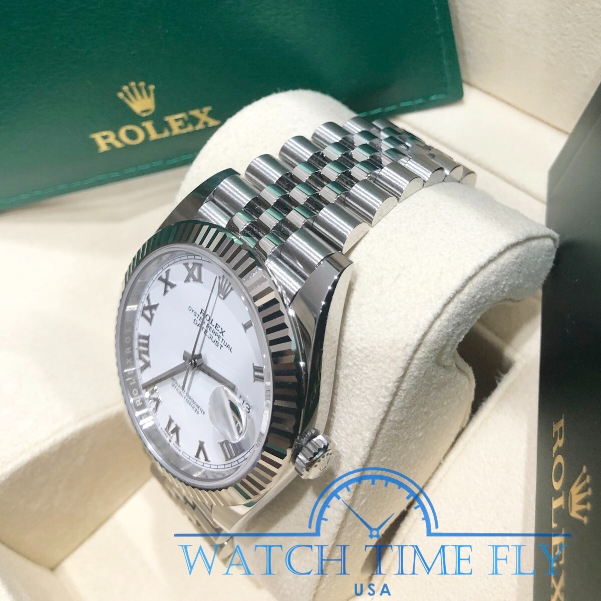 Pre-owned Rolex Datejust 41mm 126334 Fluted Bezel White Roman Dial Jubilee Bracelet