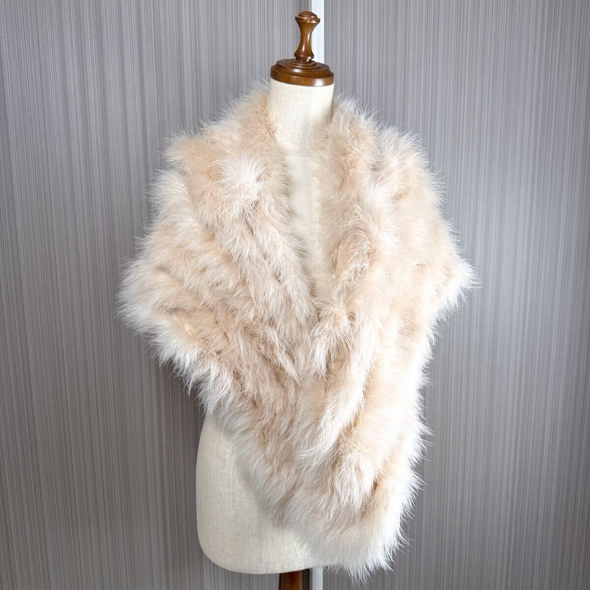 CHRISTIAN DIOR Feather Tippet Fur Pink Women's