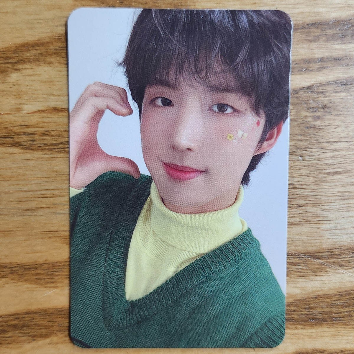 エクディズ　ジュンハン　トレカ エクディズ ジュンハン トレカ Junhan Official Photocard