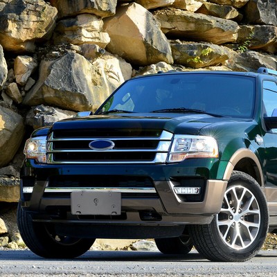 For 15-17 Ford Expedition Front Bumper Tow Hook License Plate Mounting Bracket