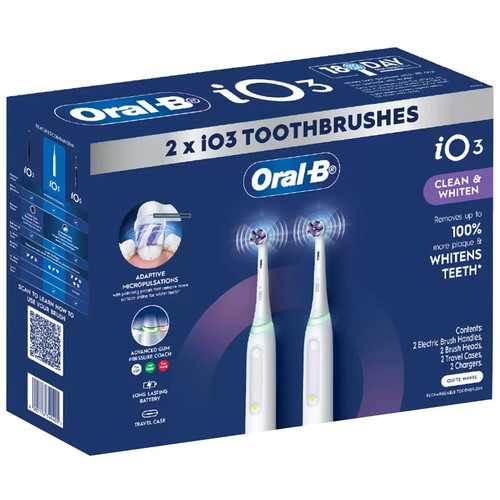 Oral-B iO3 Series 3 Electric Toothbrush 2 x Handles 2 x Brush Head