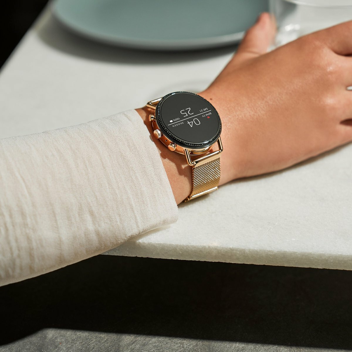 Pre-owned Skagen Falster 2 Gold Tone Mesh Steel Strap Smartwatch Skt5111 Seal Box Unisex | ModeSens