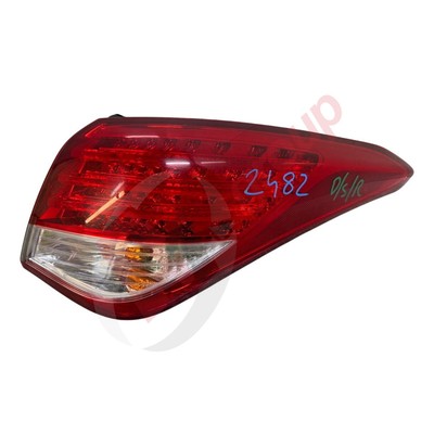 HYUNDAI I40 4D MK1 11-15  правая DRIVERS сторона O/S задний TAIL свет 92402-3Z3