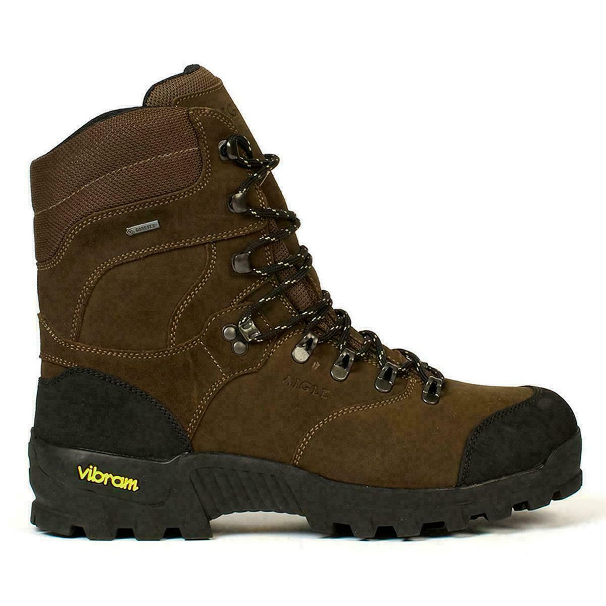 aigle altavio mid gtx walking boots