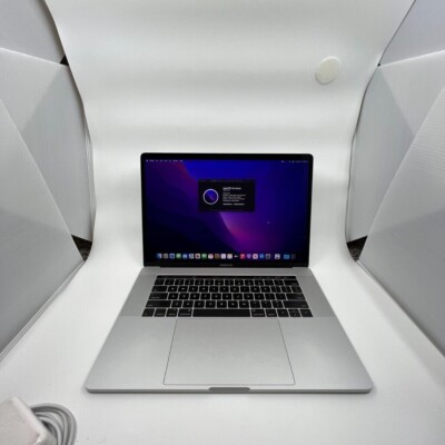 Apple MacBook Pro 15'' Silver (512GB SSD, Intel Core i7 9th Gen,16GB RAM)