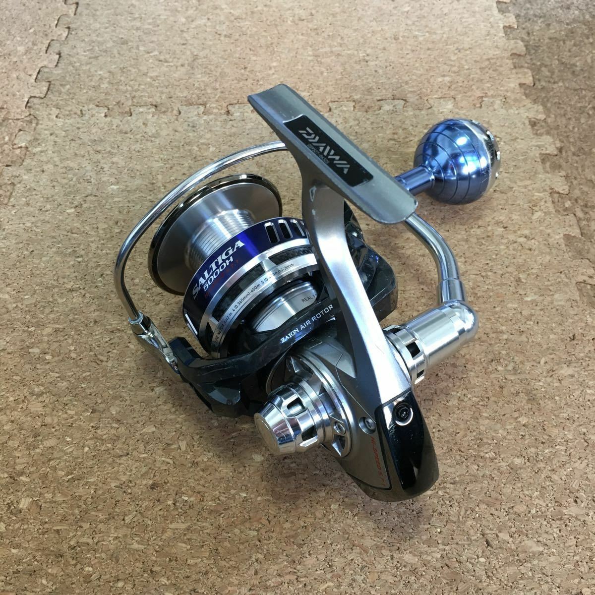 ダイワ SALTIGA 5000-H + PE varivas 2.0 300m DAIWA Saltiga Saltwater 5000H Spinning Reel