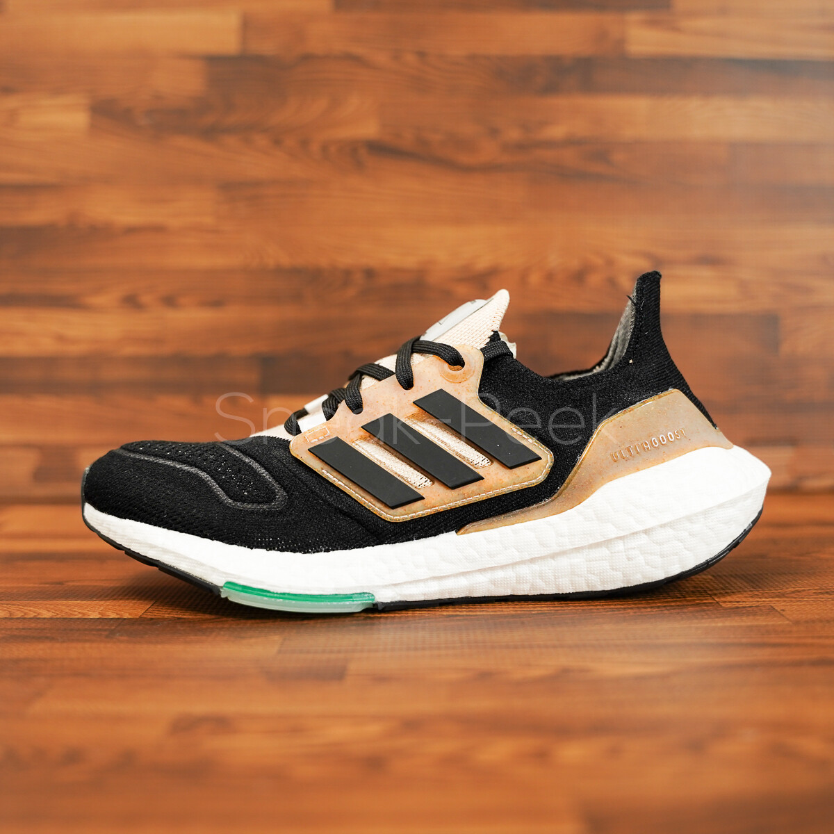 

Женские спортивные тренировочные кроссовки Adidas UltraBoost 22 Made 540, Коричневый, Adidas UltraBoost 22 Sneakers Women’s Shoe