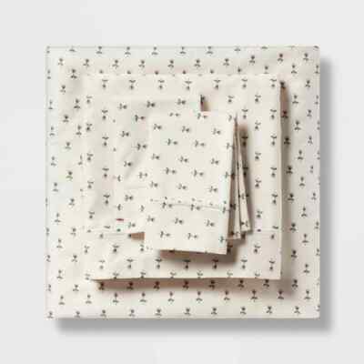 Printed Performance 400 Thread Count Sheet Set - Threshold ，Tulip Toss