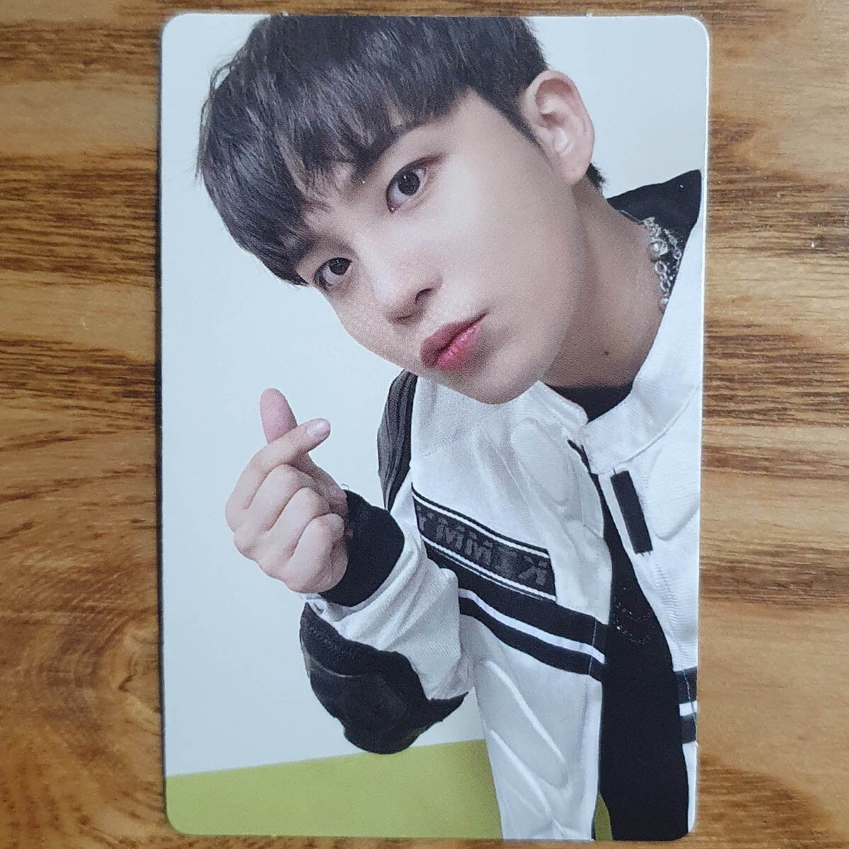 ATEEZ トレカ all to action ジョンホ Jongho MMT ATEEZ ジョンホ トレカ mmt 限定 All To Action z