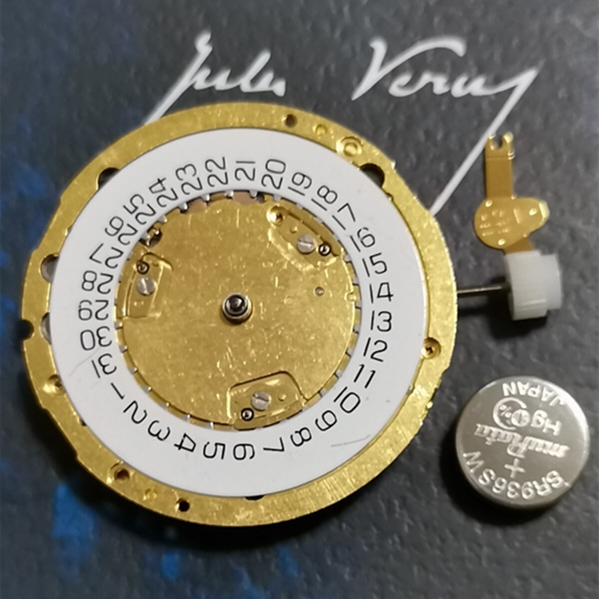 ETA 251.272 Watch Quartz Movement Swiss Made 3 Hands Date at 4 Golden Movement