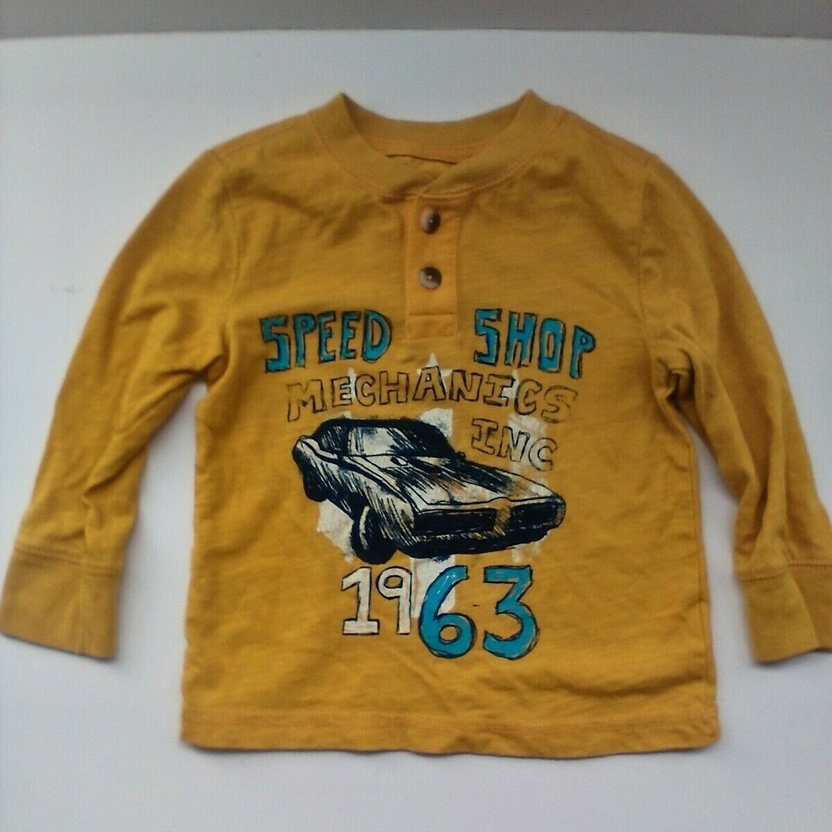 Boy Long Sleeved T-shirt Lot of 4 Size 18 Months Carters Jumping Beans Circo