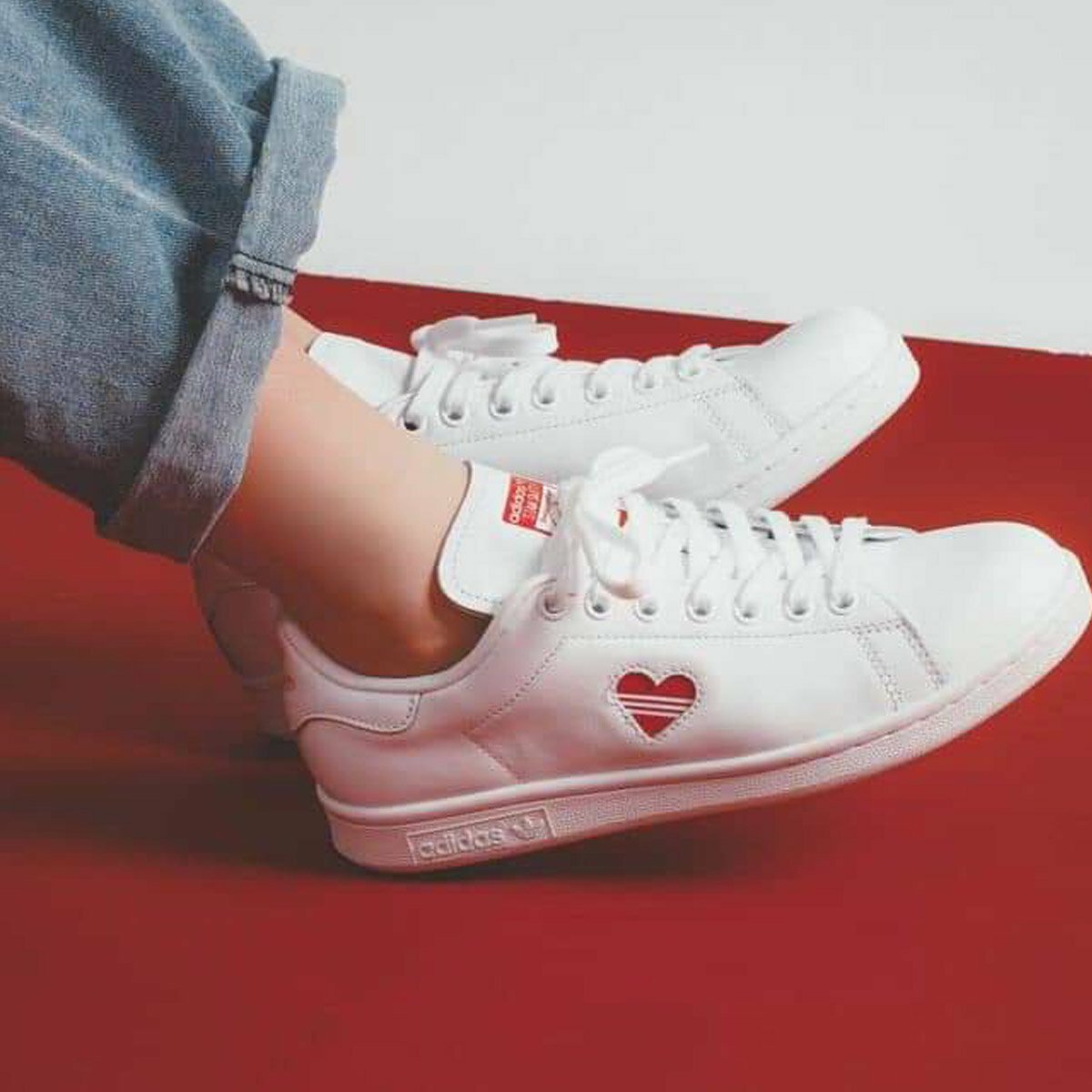 stan smith red heart trainers